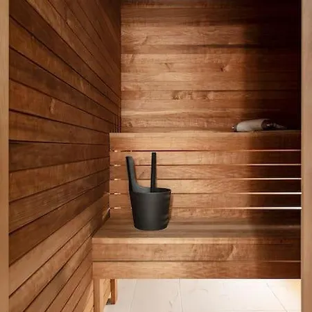 W Uus-hollandi With Sauna Apartman